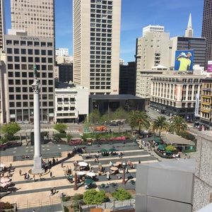 Meet your Posher, Felicia marie